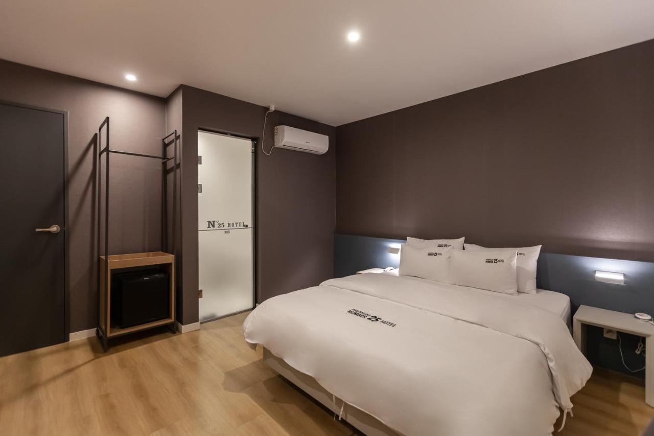 No.25 Hotel Busan Seomyeon Station Buitenkant foto