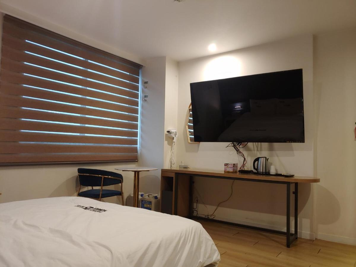 No.25 Hotel Busan Seomyeon Station Buitenkant foto