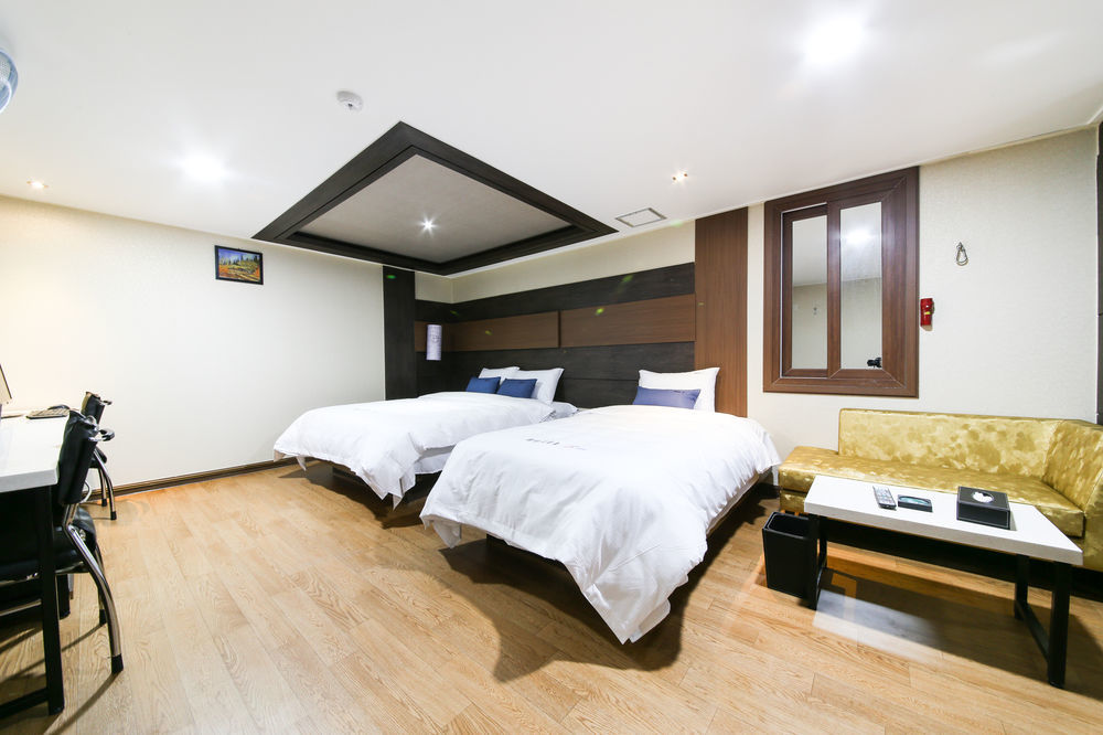 No.25 Hotel Busan Seomyeon Station Buitenkant foto