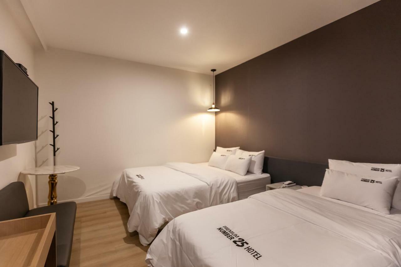 No.25 Hotel Busan Seomyeon Station Buitenkant foto